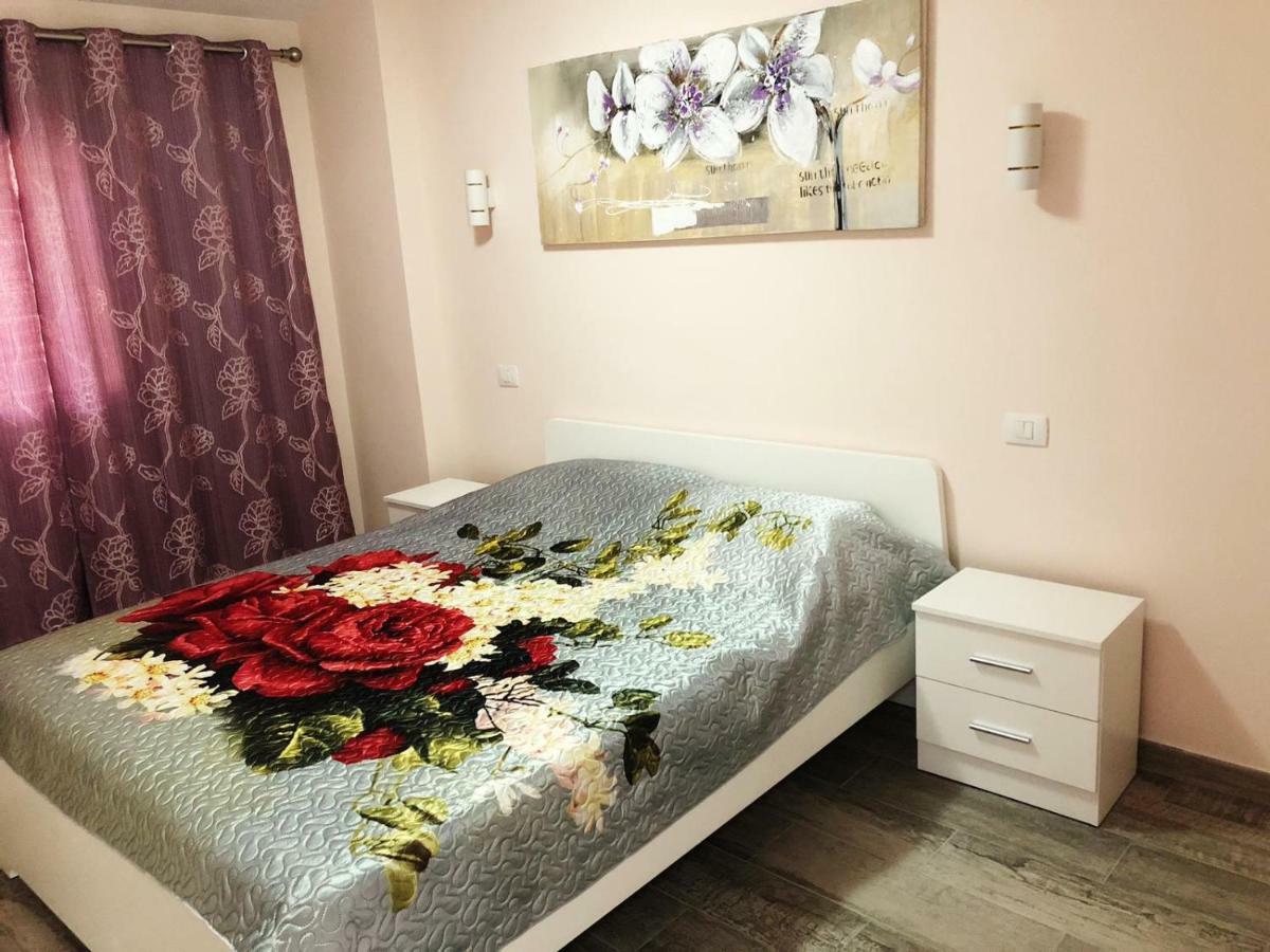 Lovely 1-Bedroom Apartment With A Big Terrace, Las Americas, Tenerife アロナ エクステリア 写真